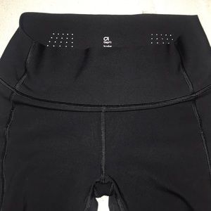 Gap Fit Sculpt Compression Leggings Black Cropped